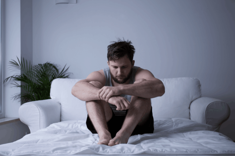 Read more about the article What is a Mental Breakdown? Definition, Symptoms, Causes & Treatments